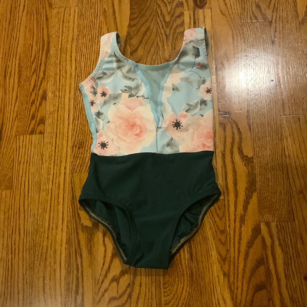 Luckyleo leotard